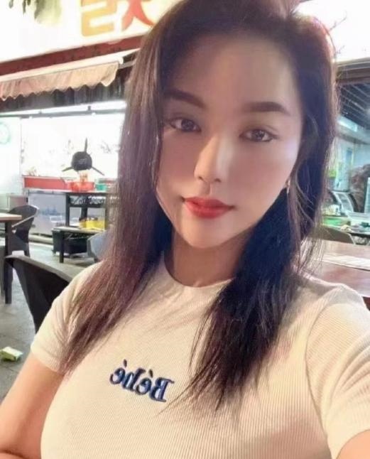 乳交少妇