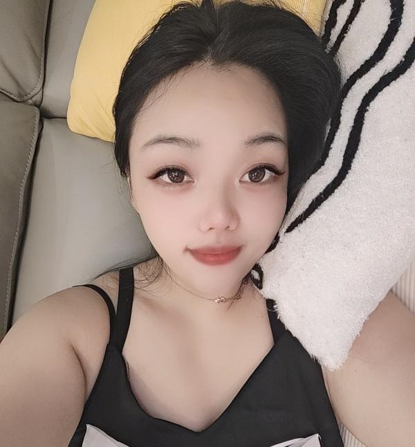 丰满杨梦