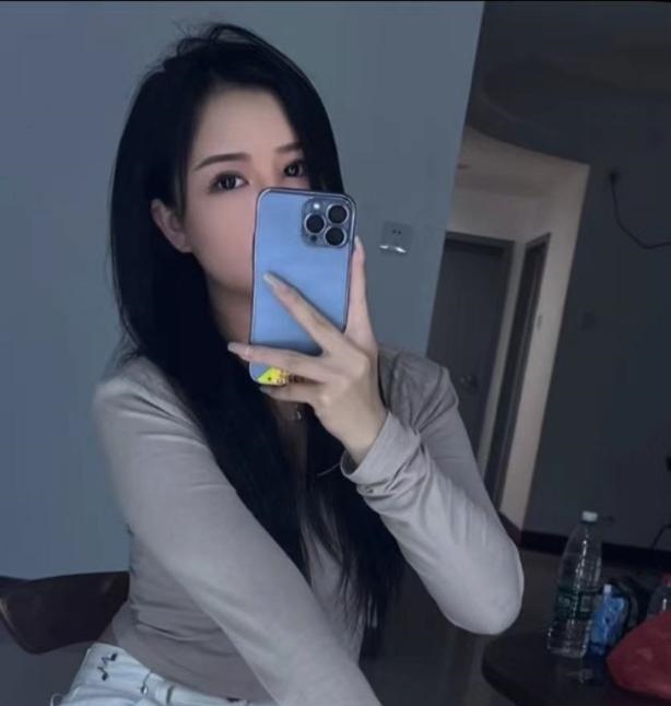 天河高颜值嫩妹