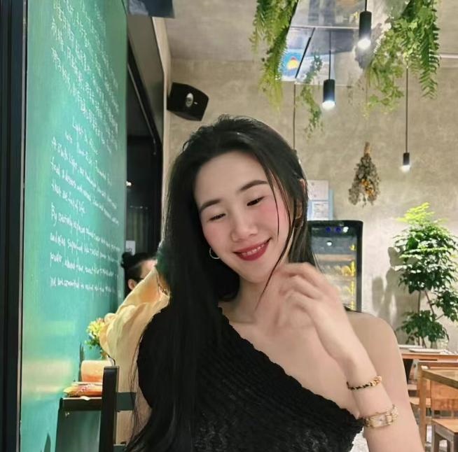 我的丝袜诱惑姐姐