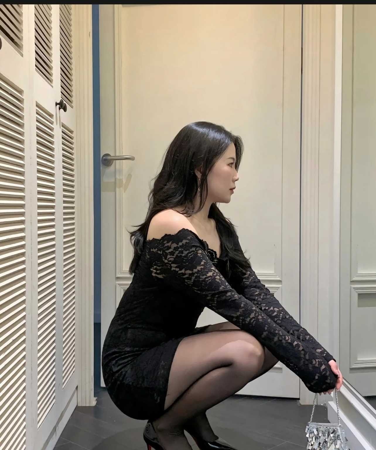 江宁竹山路美妇