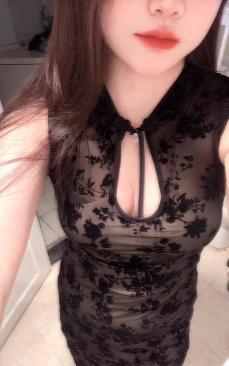 长腿黑丝俏佳人