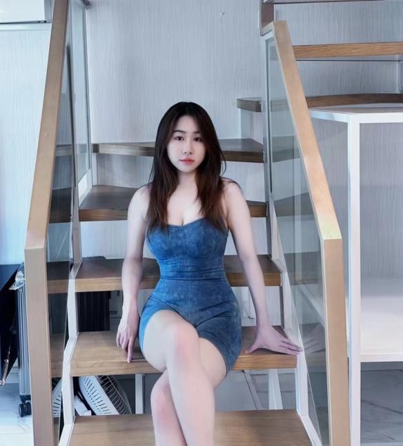 蜜桃臀鑫鑫