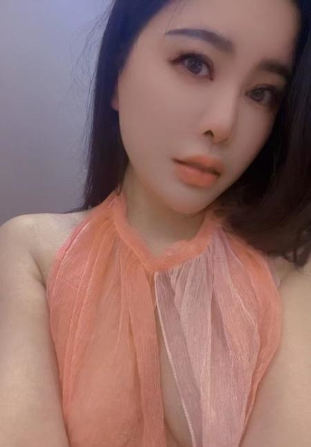 双飞滨湖姐妹花