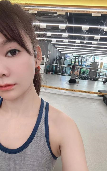 服务很会调情的小玉儿