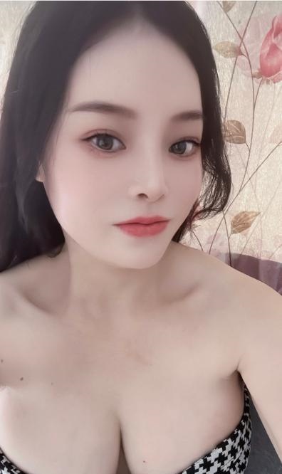 花都小娜
