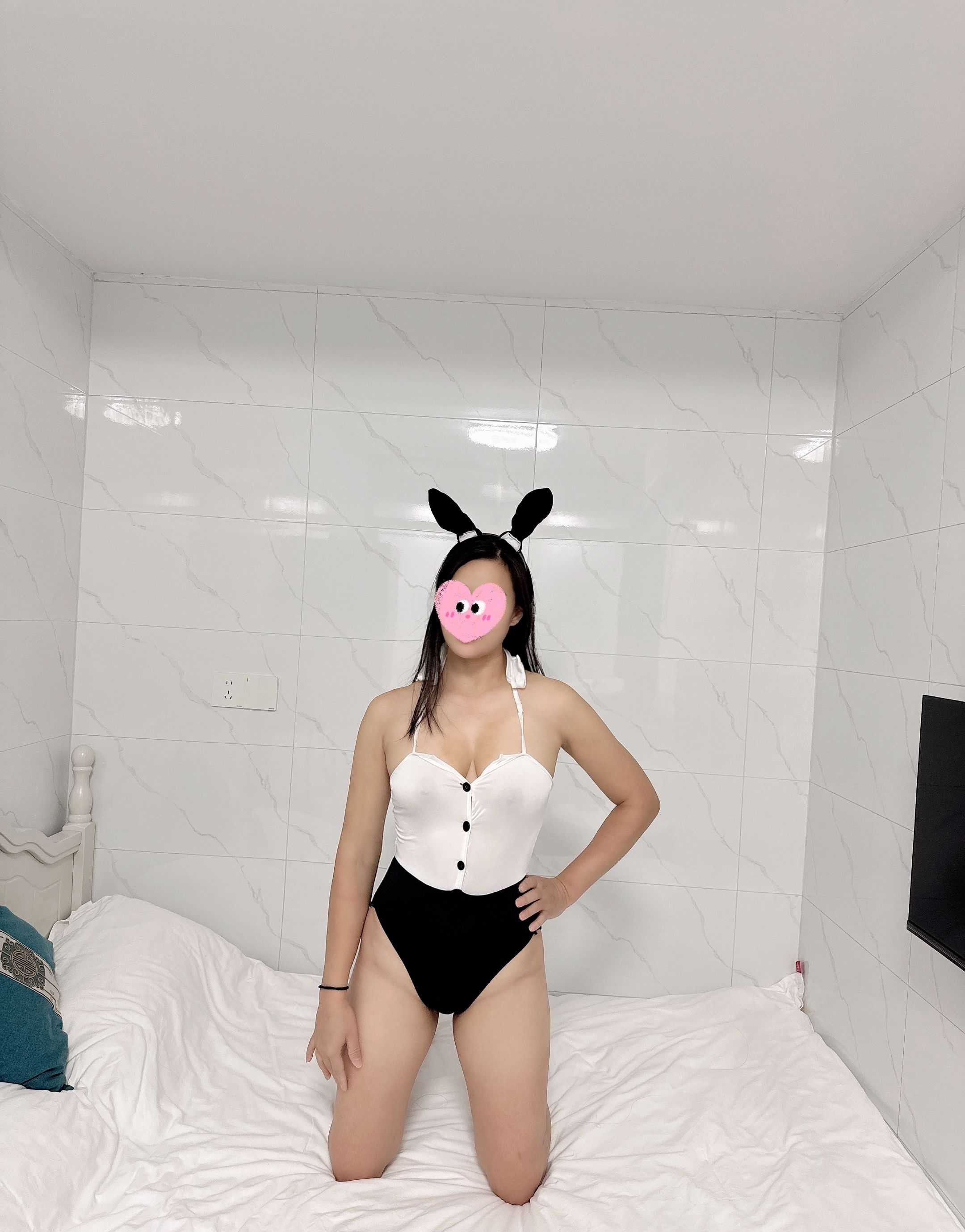 骚妇活好身材棒