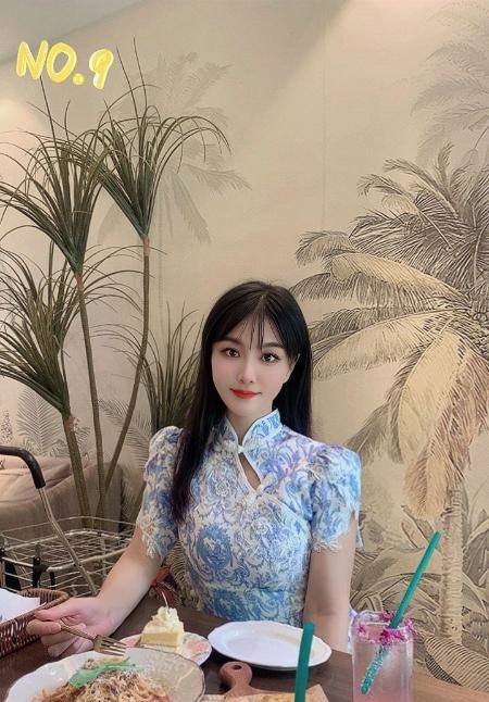 温柔贴心颜值姗姗