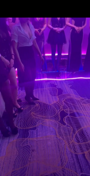静安T台大海选金鱼缸