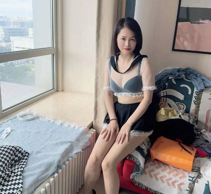 丰台大胸翘臀妹子