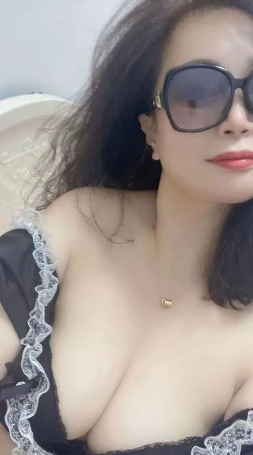 淘金骚妇丹妮