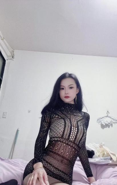上城长腿尤物雅雅