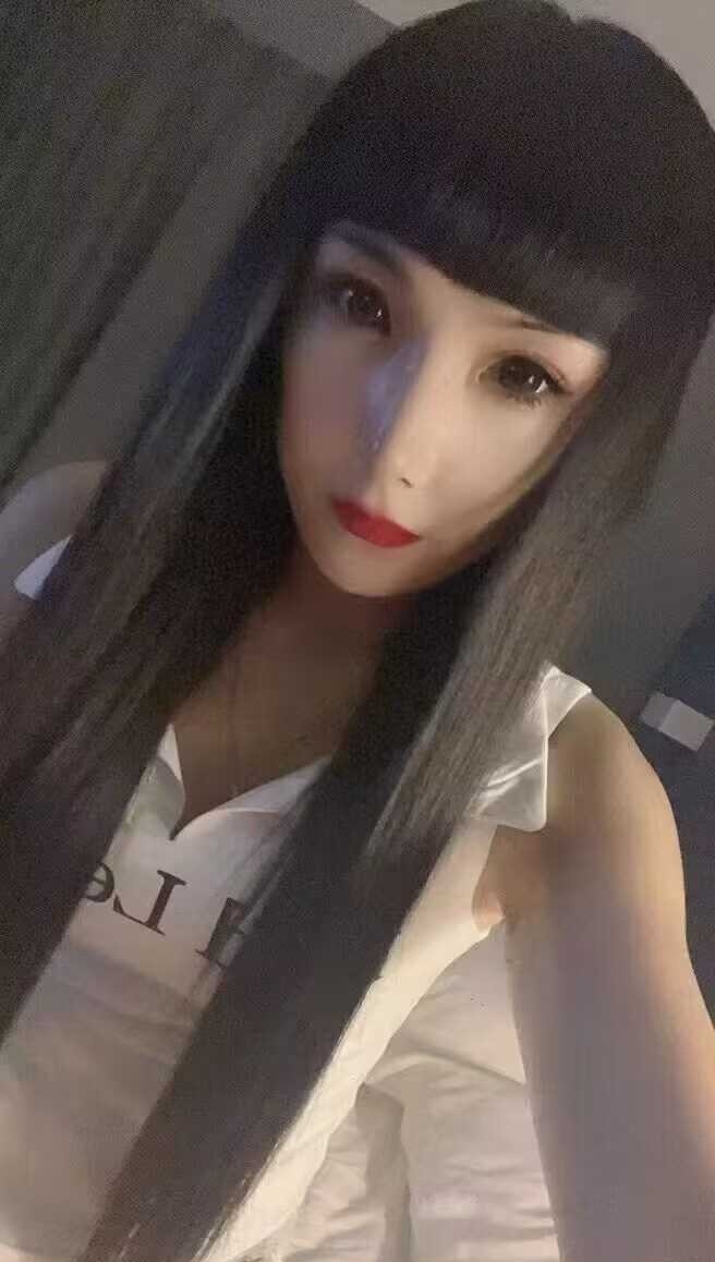 河东披肩发少妇