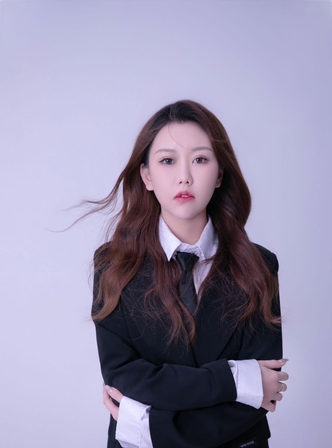 酒后寻欢美女