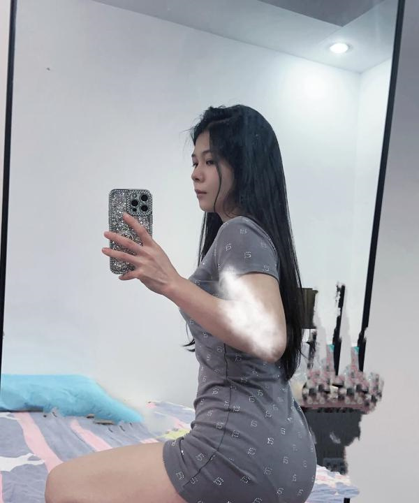妩媚大胸老师