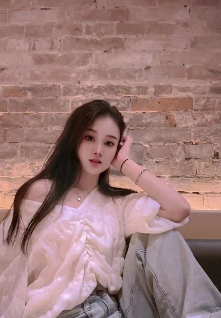 甜美可爱小娇妻