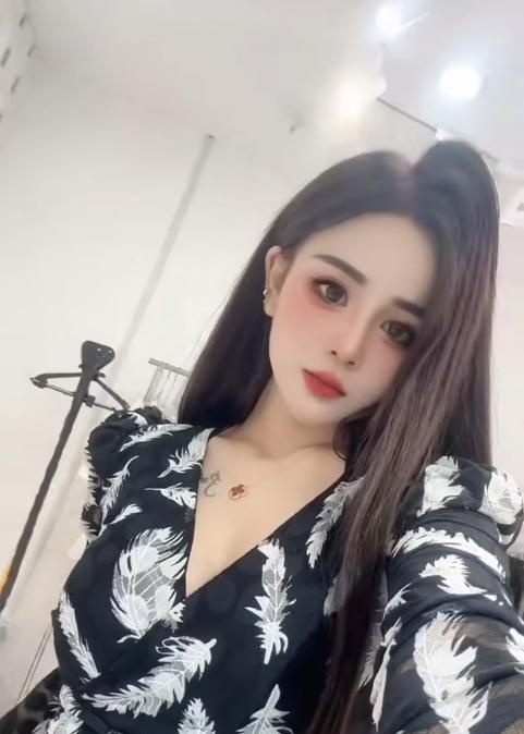 名器钱多多老师