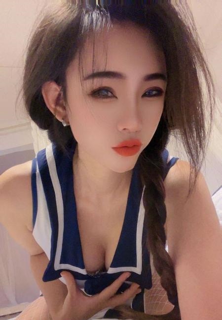 风骚制服少妇梦雅