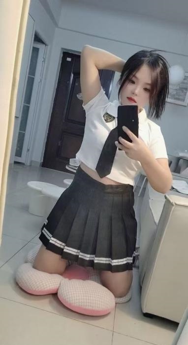 天心丰满兼职少妇