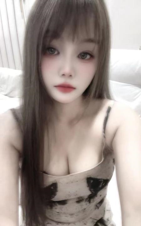 馒头逼粉大长腿