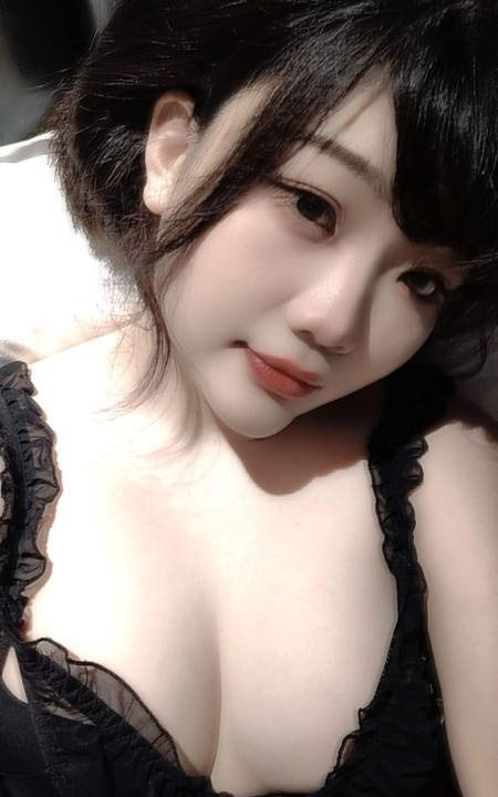天河大胸妹