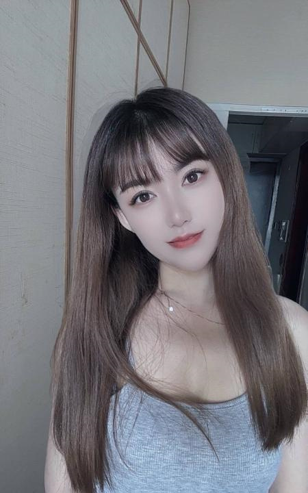 服务大奶琳琳