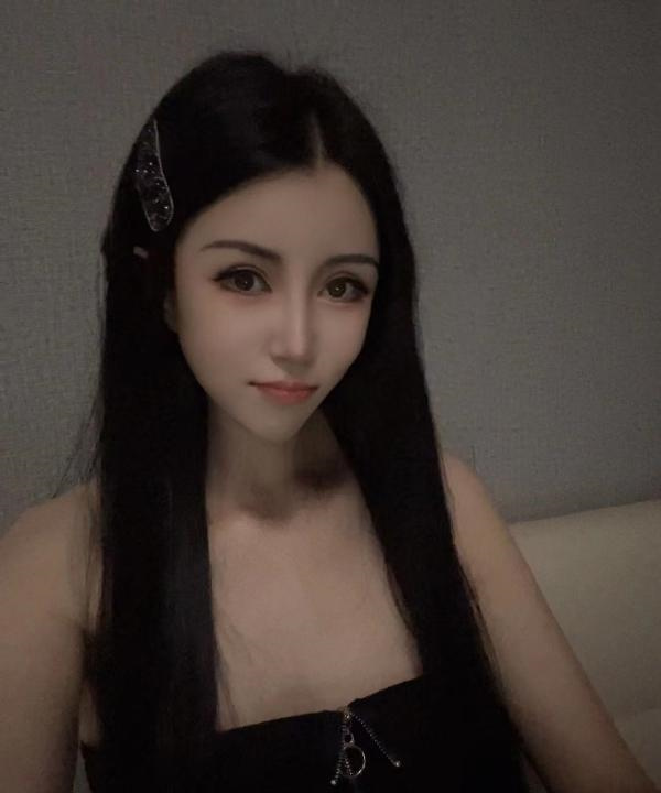 果冻美女大高个