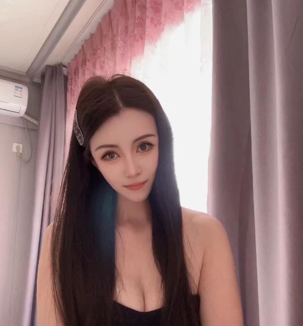果冻美女大高个