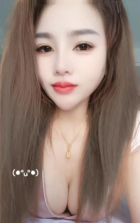 狂草D奶小少妇玲珑