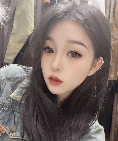 漂亮的小妹