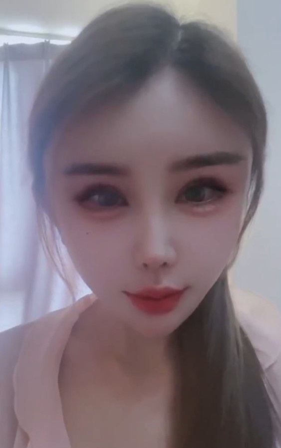 成都年轻漂亮