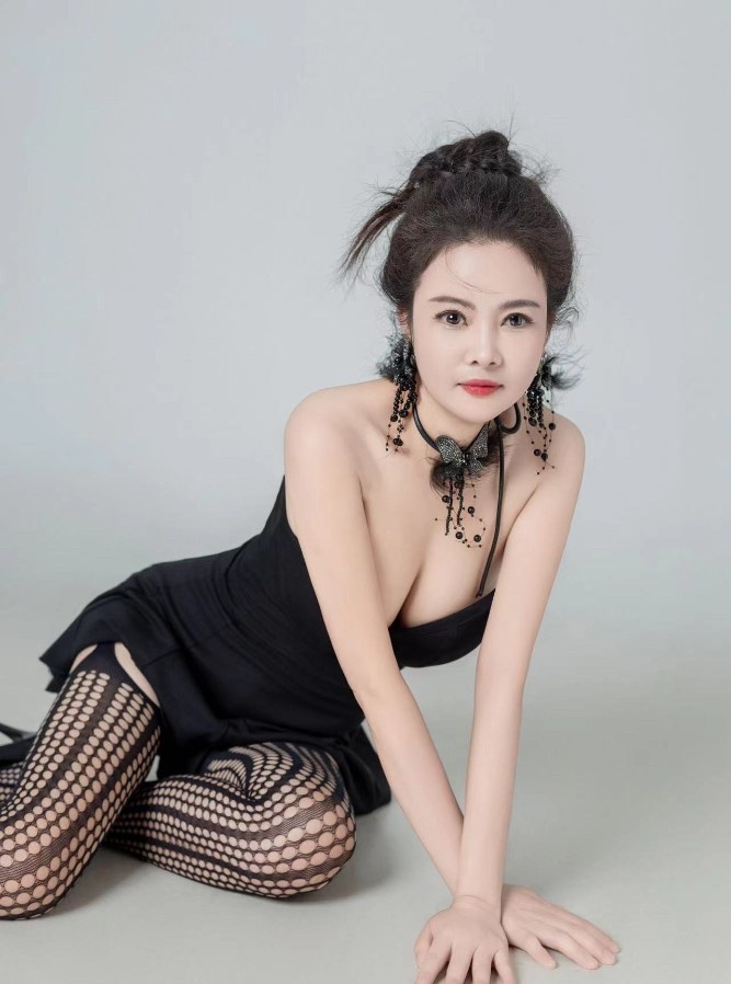 白云东平娜娜