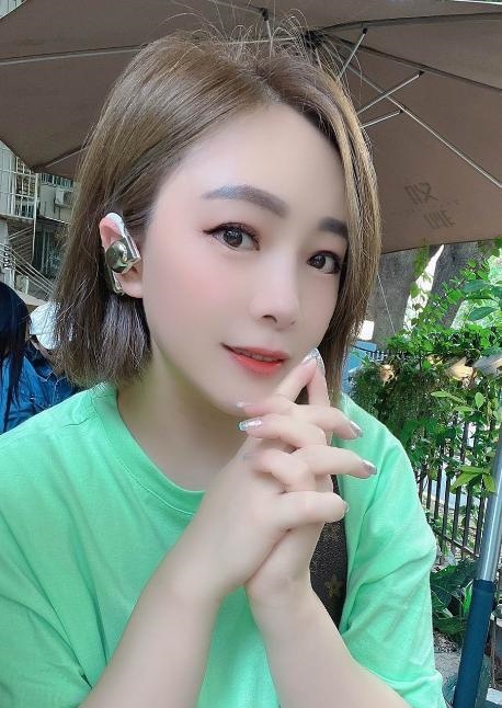 广州轻熟眼镜姐姐