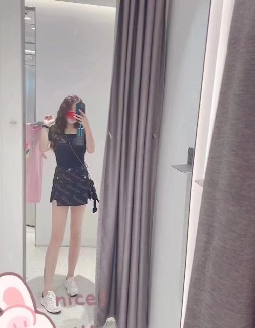 罗湖长腿怪兽姐姐
