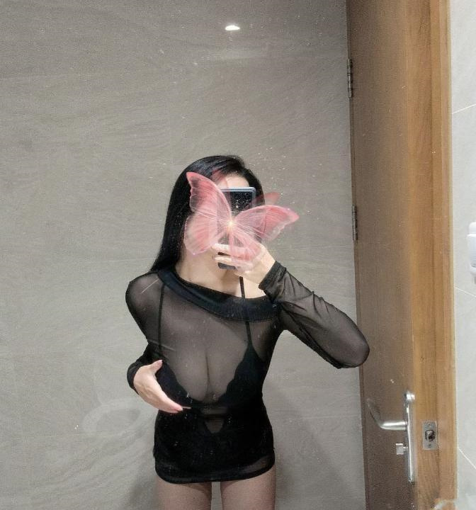 宝安纯欲女神李师师
