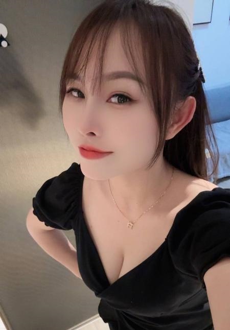 丰满肉欲的欢欢少妇