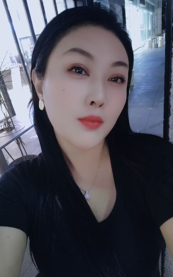 海珠石溪骚黄咪