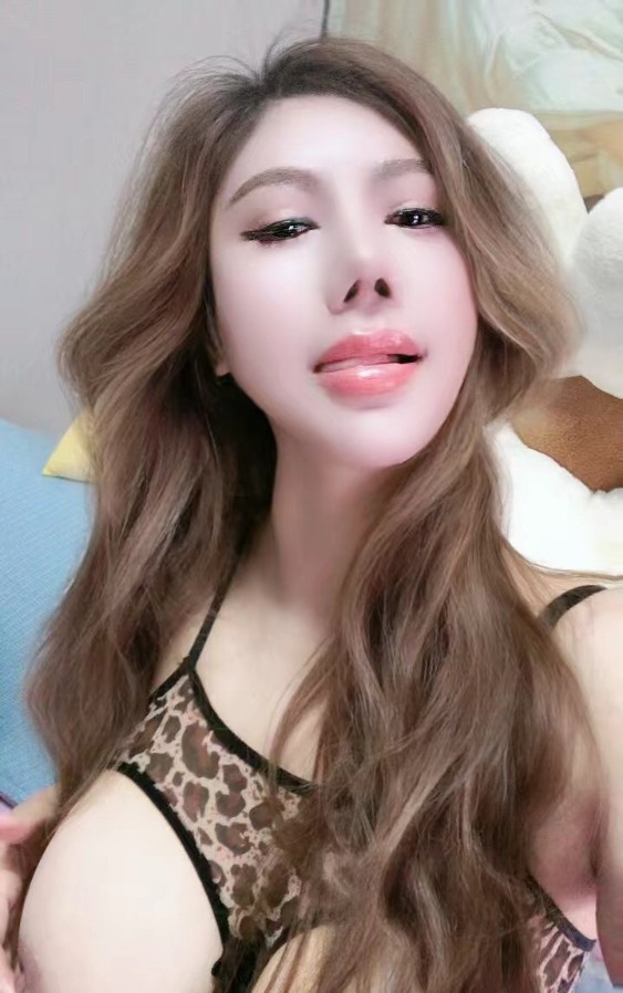 武昌大胸妹
