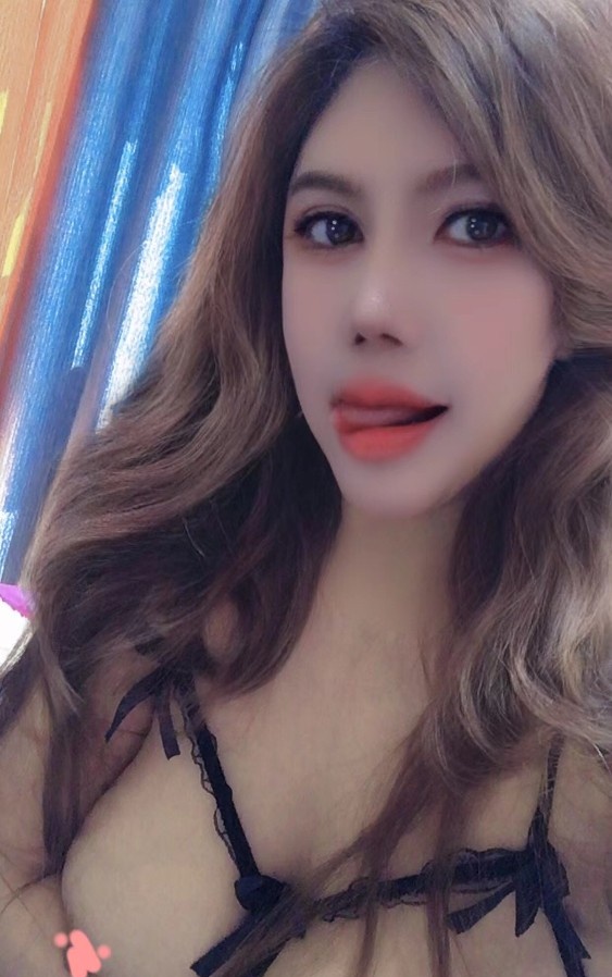 武昌大胸妹