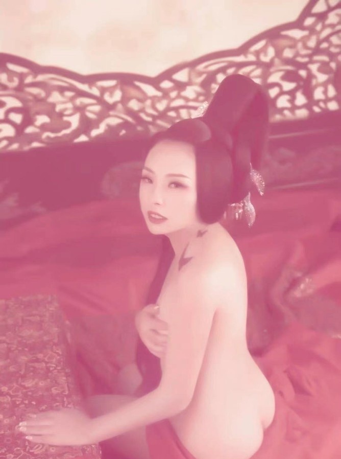 风骚炮架子