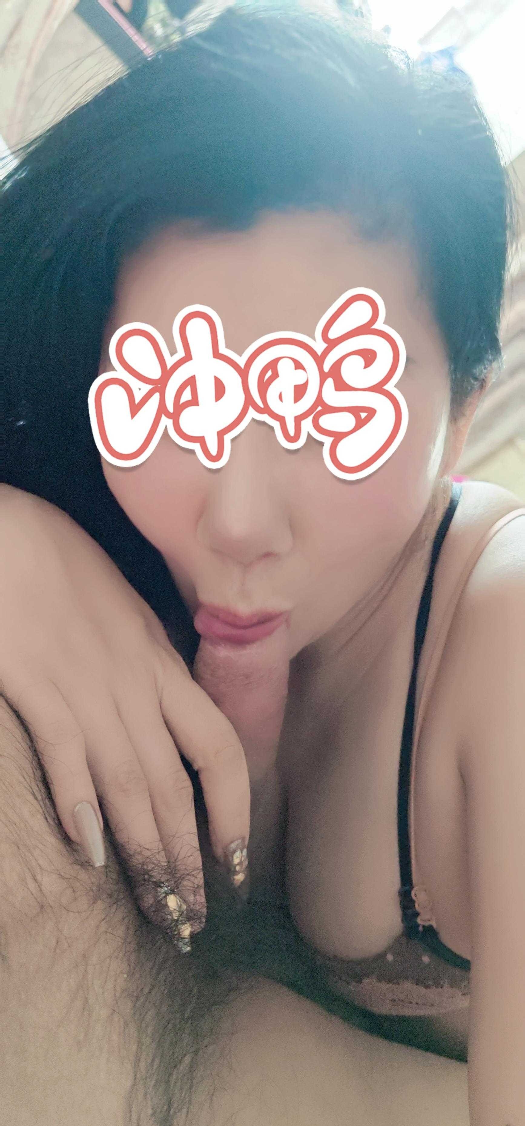 雨花大奶妹子