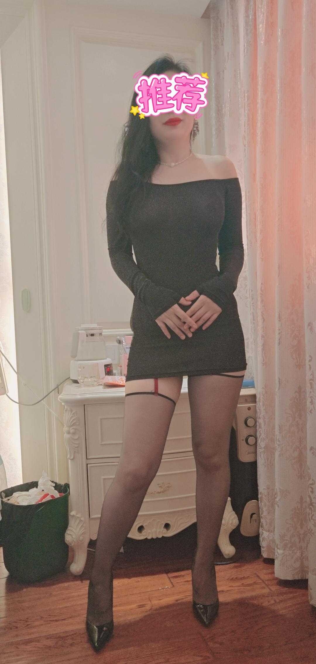 雨花大奶妹子