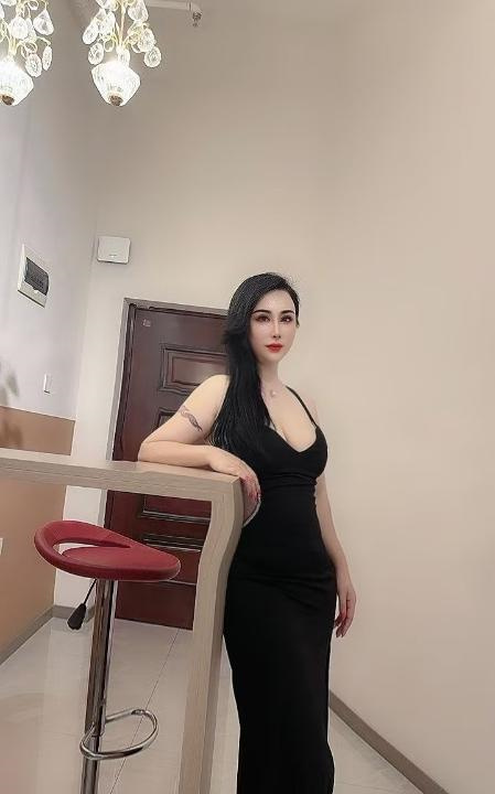 丰满型少妇苏美