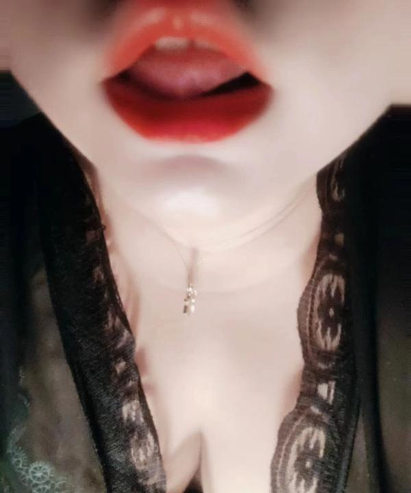 水床大奶少妇