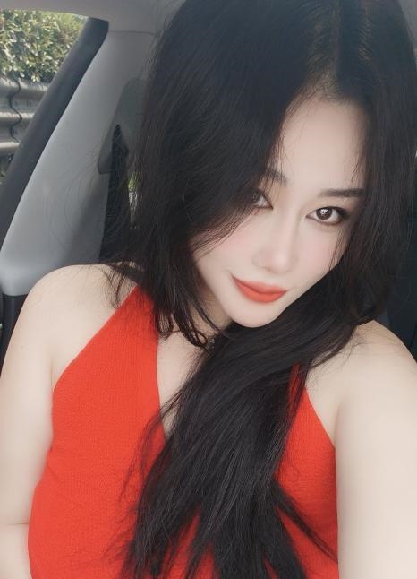 栖霞大高个美女