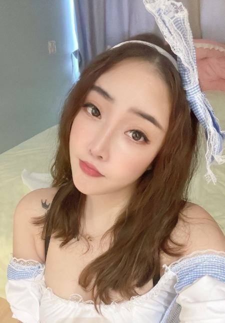 微坦妖媚少妇
