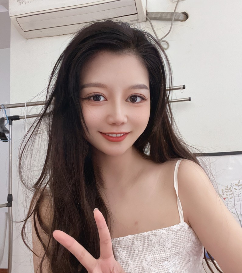 七里河高颜值甜心妹妹