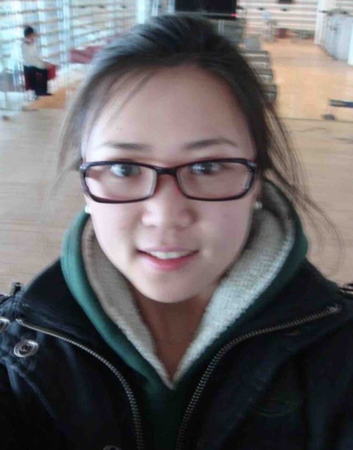 鹿城眼镜妹