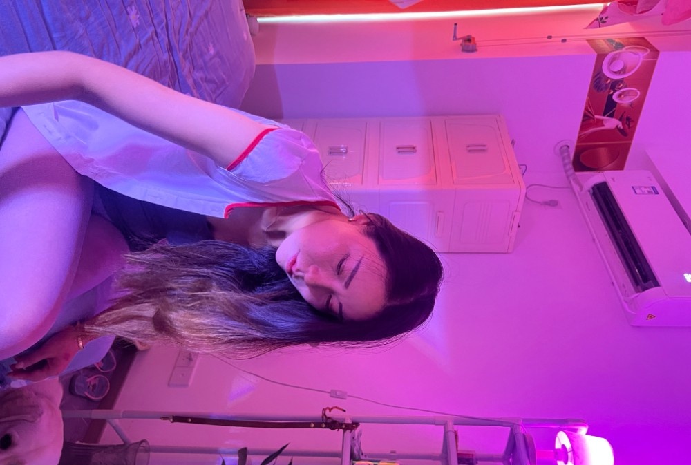 反食性感小姐姐