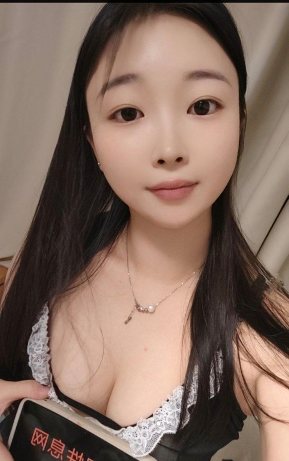活泼可爱小眯眯